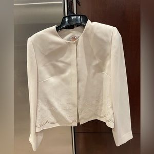 Adriana Papell Cream SET -long sleeve crop jacket matching knee length Skirt